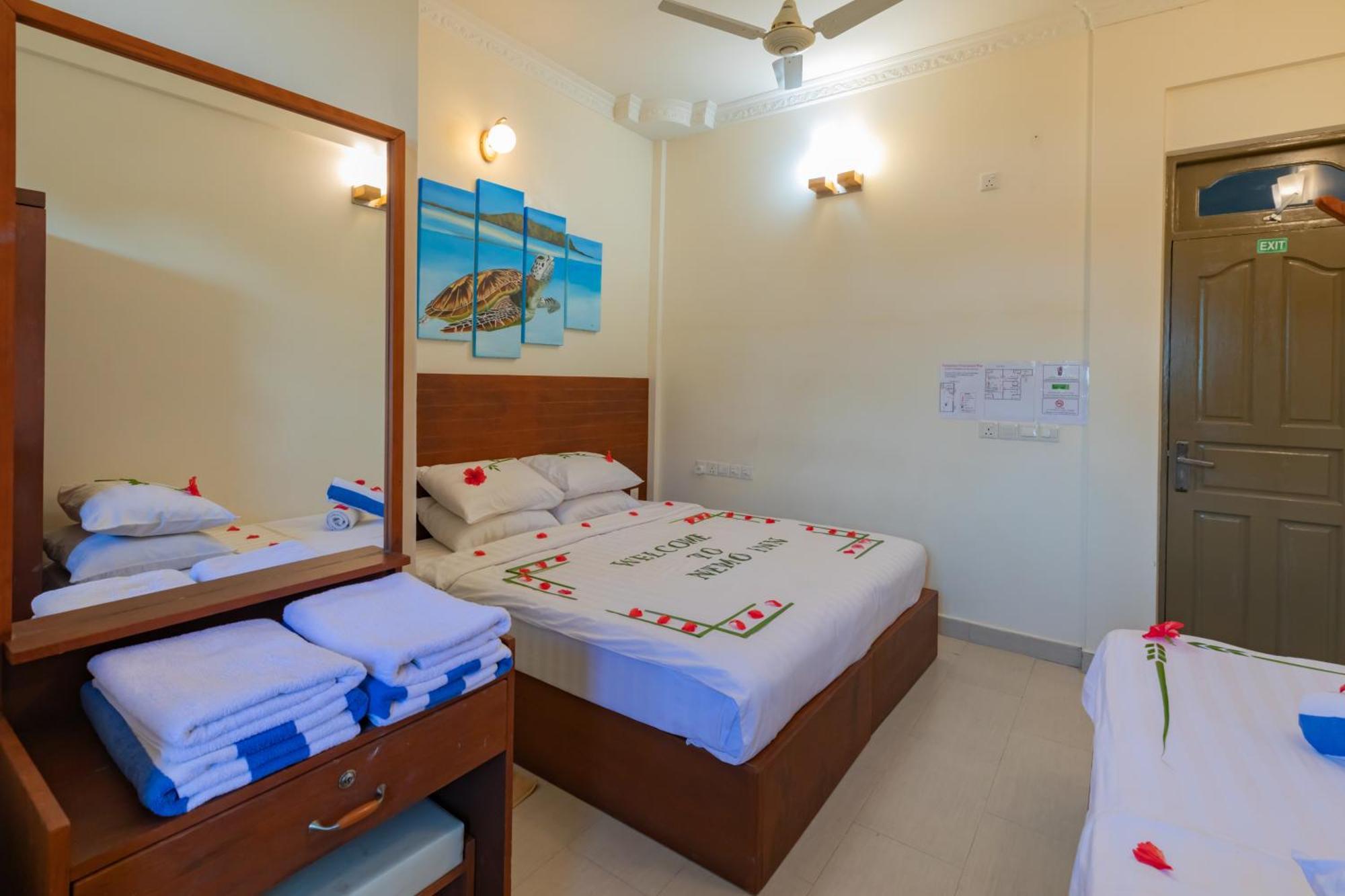 Nemo Inn Omadhoo Buitenkant foto