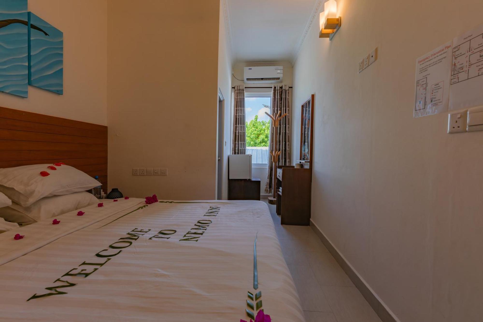 Nemo Inn Omadhoo Buitenkant foto